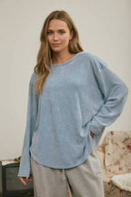 BOXY TEXTURED LONG SLEEVE WASHED KNIT TOP