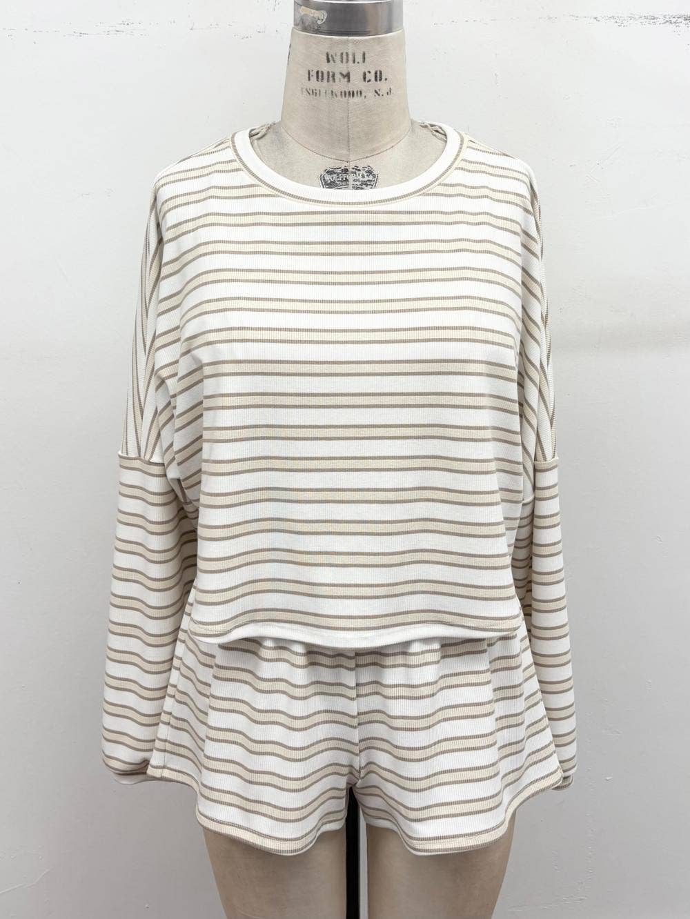 Sand Stripe Lounge Set