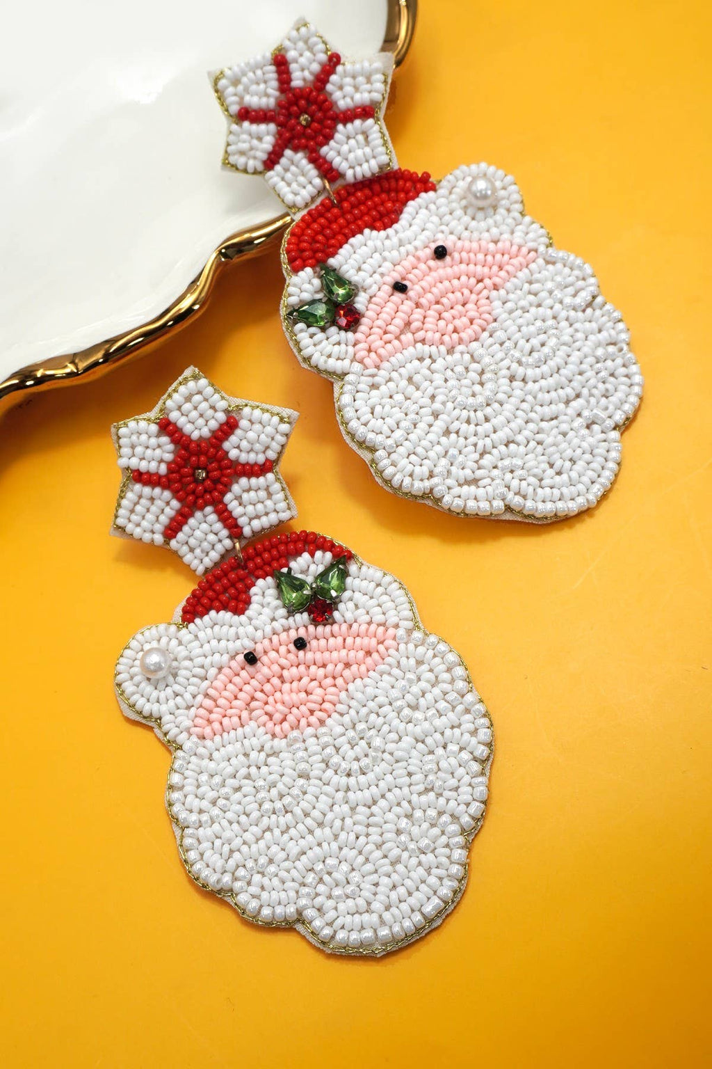 SANTA CLAUSE BEADED EARRINGS