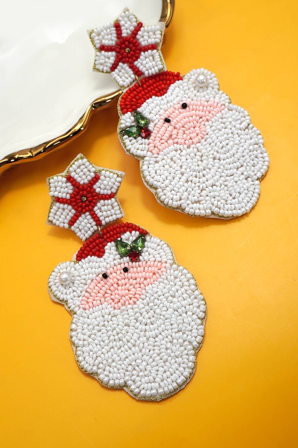 SANTA CLAUSE BEADED EARRINGS