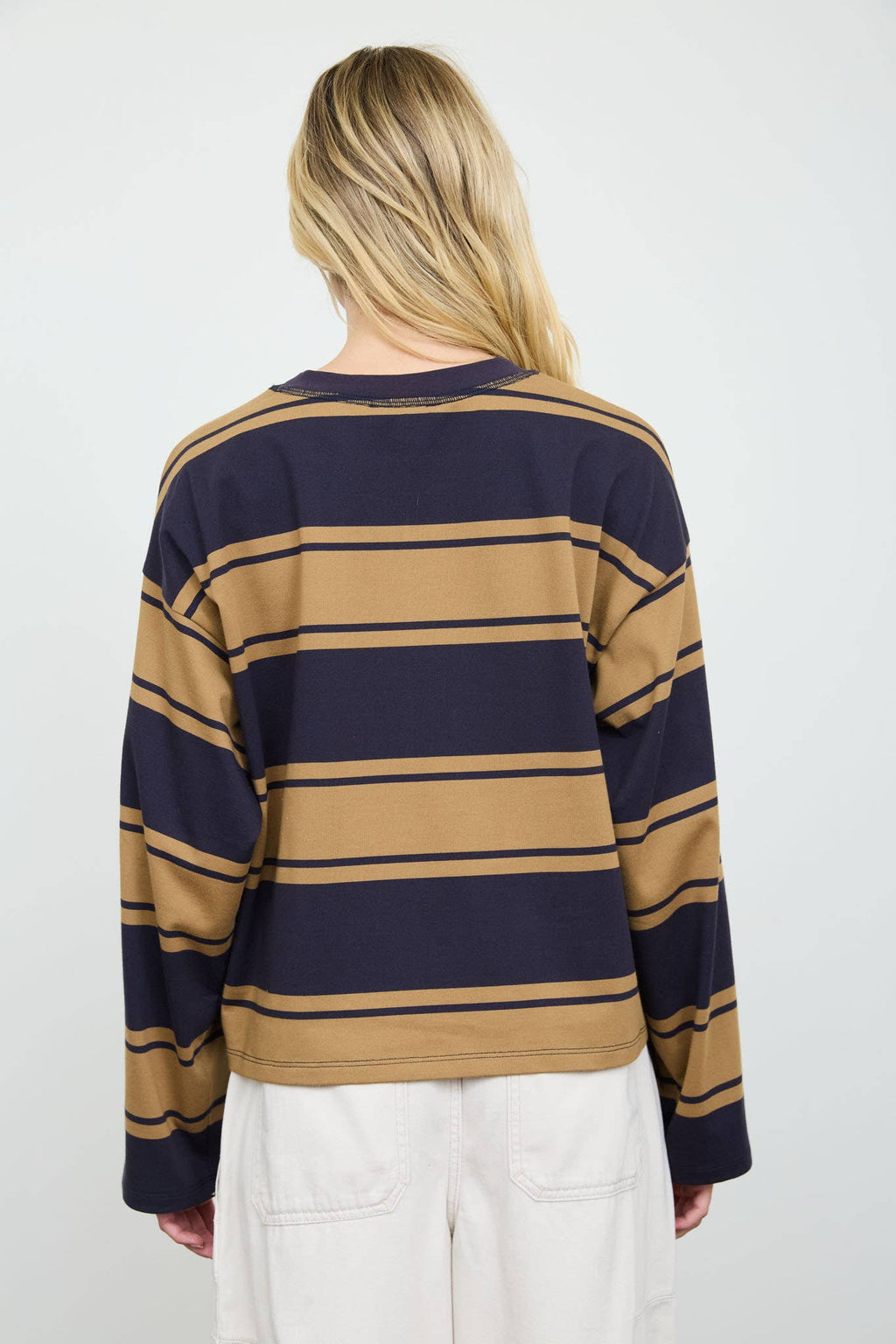 WIDE STRIPE CREW NECK LONG SLEEVE KNIT SWEATSHIRT
