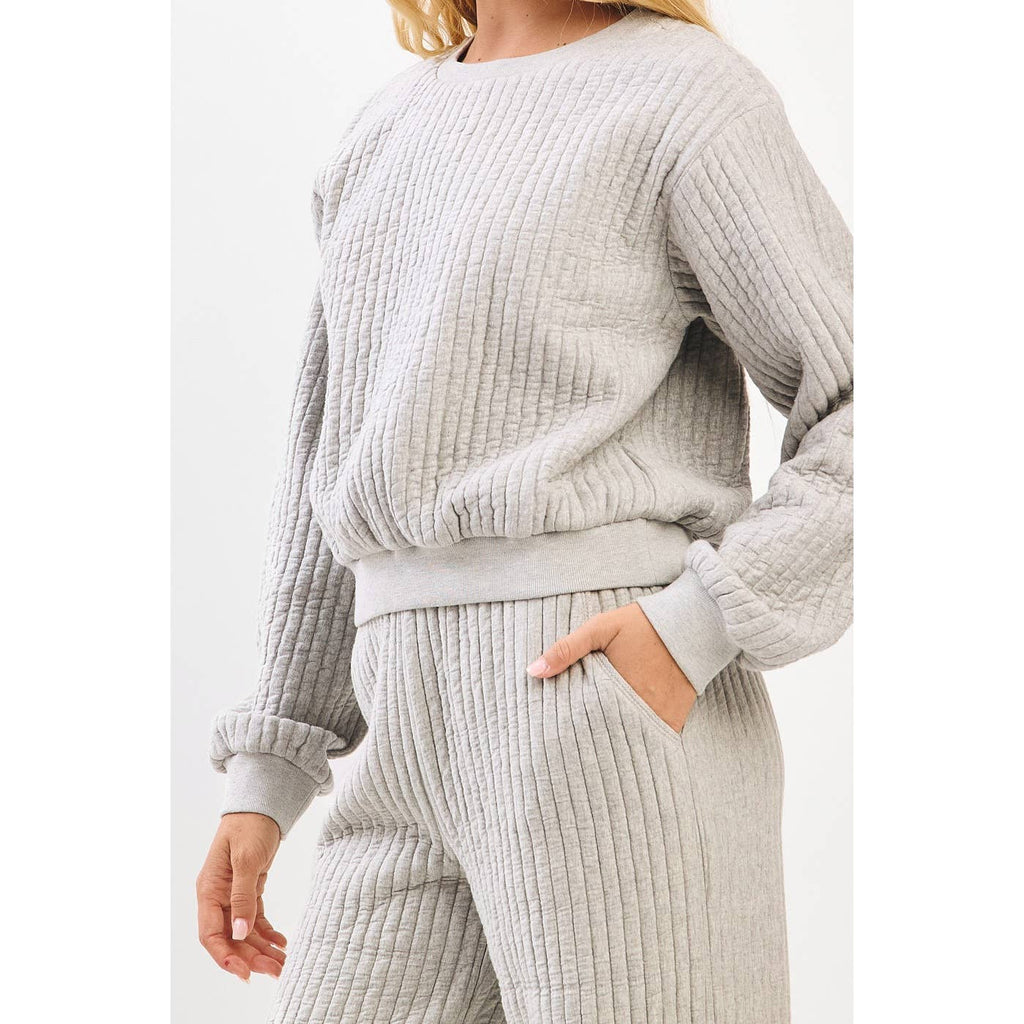QUILTED CREW NECK SWEATSHIRT AND PANTS SET