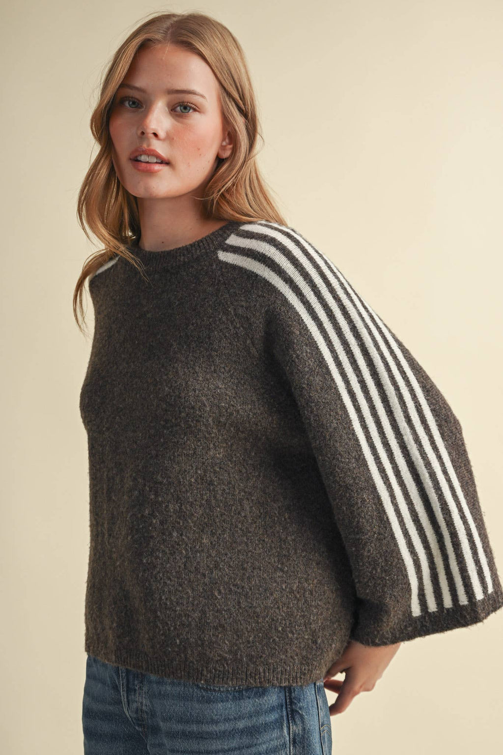 STRIPED 3/4 SLEEVE SWEATER MSW11585