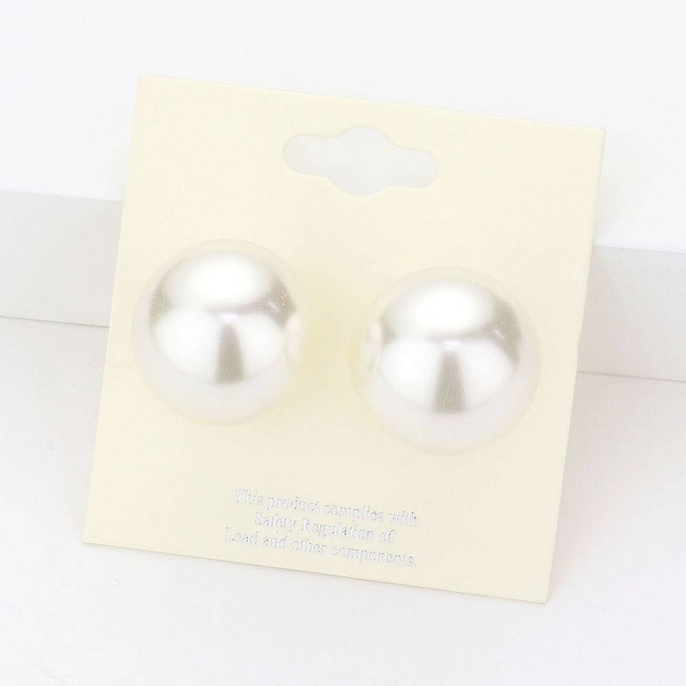 20mm Pearl stud earrings