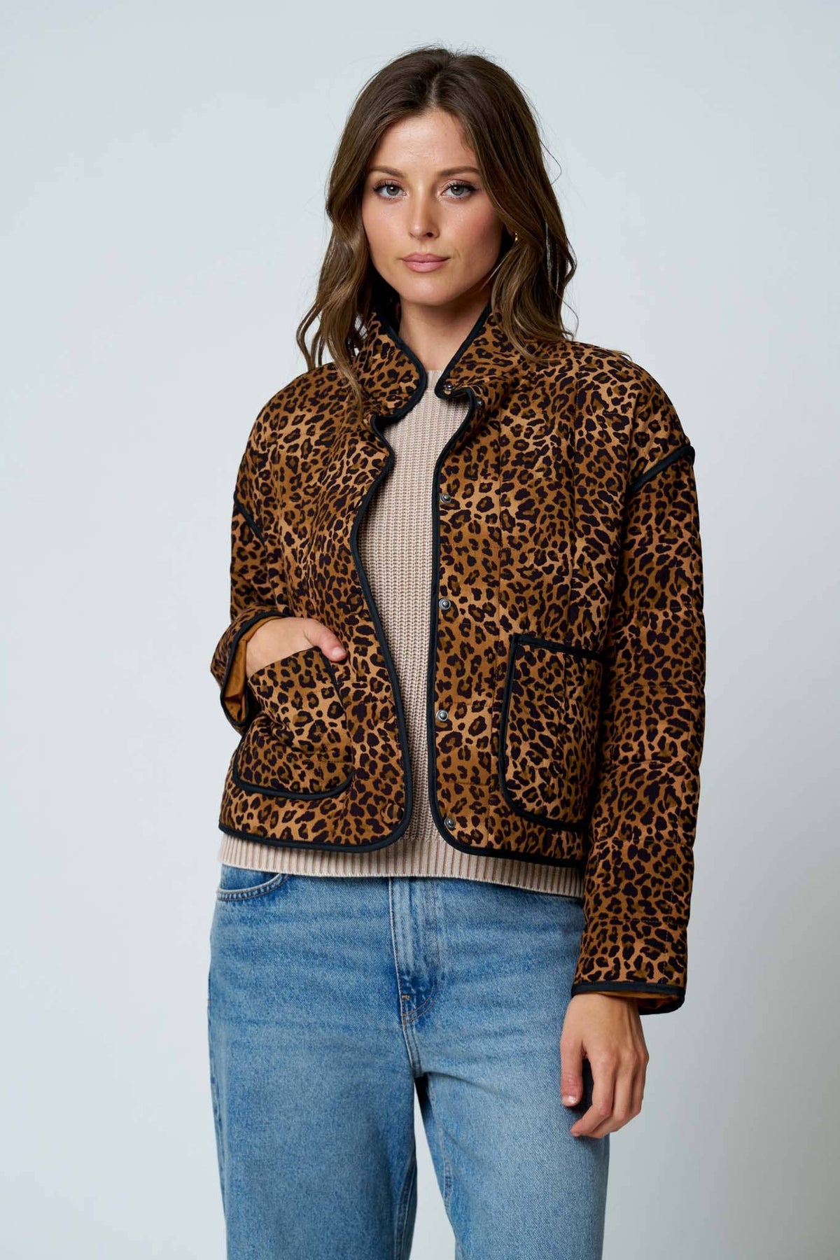 LEOPARD PRINT SNAP BUTTON JACKET