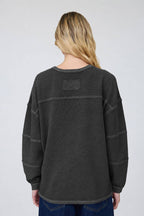 EXPOSED SEAM DETAIL LONG SLEEVE KNIT TOP