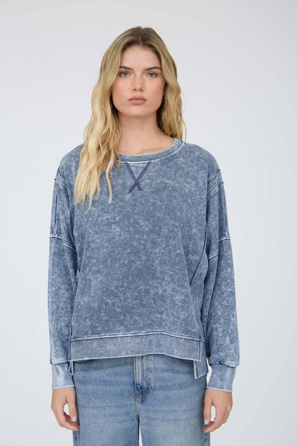 ACID WASH LONG SLEEVE SIDE SLIT KNIT TOP