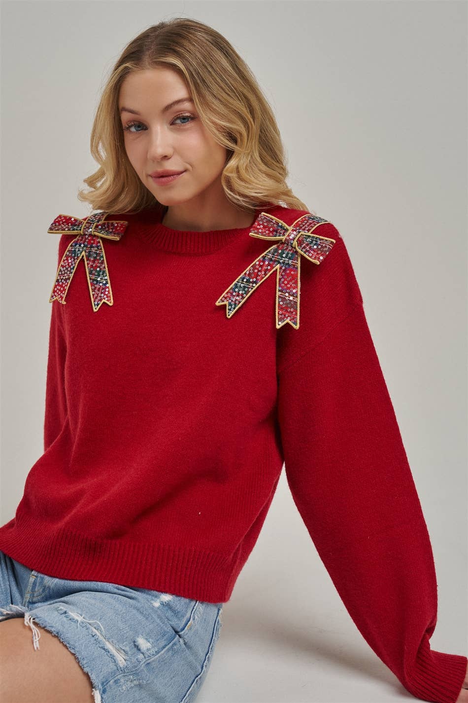 CHRISTMAS HOLIDAY SWEATER TOP WITH BOW APPLIQUES_JLT00420-01