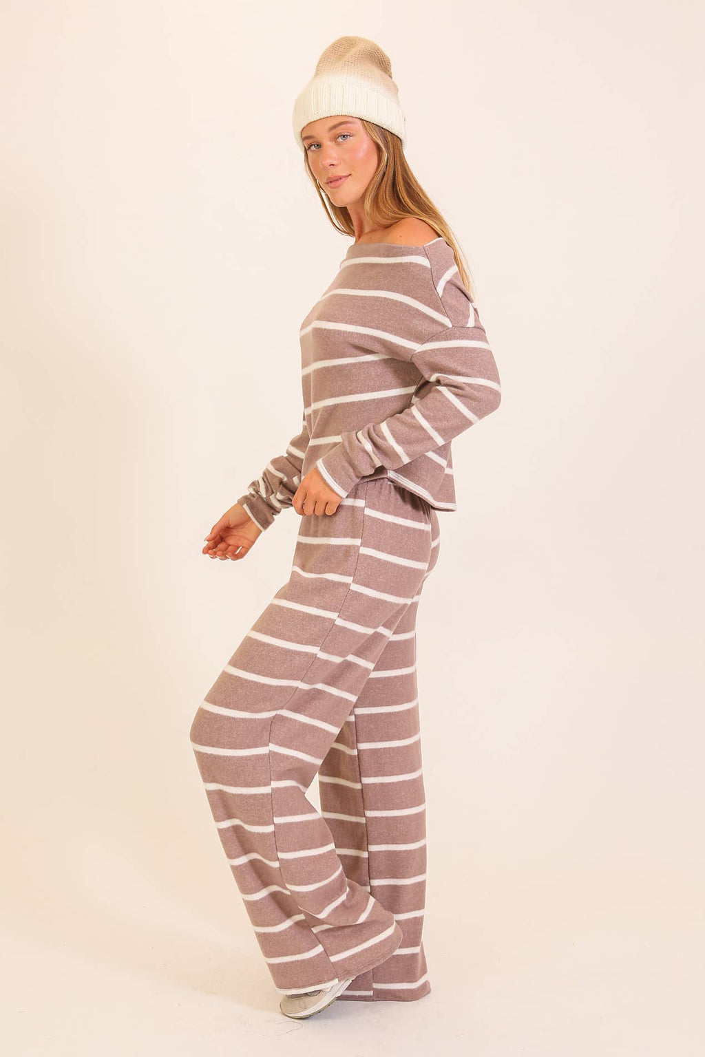 Striped One-Shoulder Lounge Set