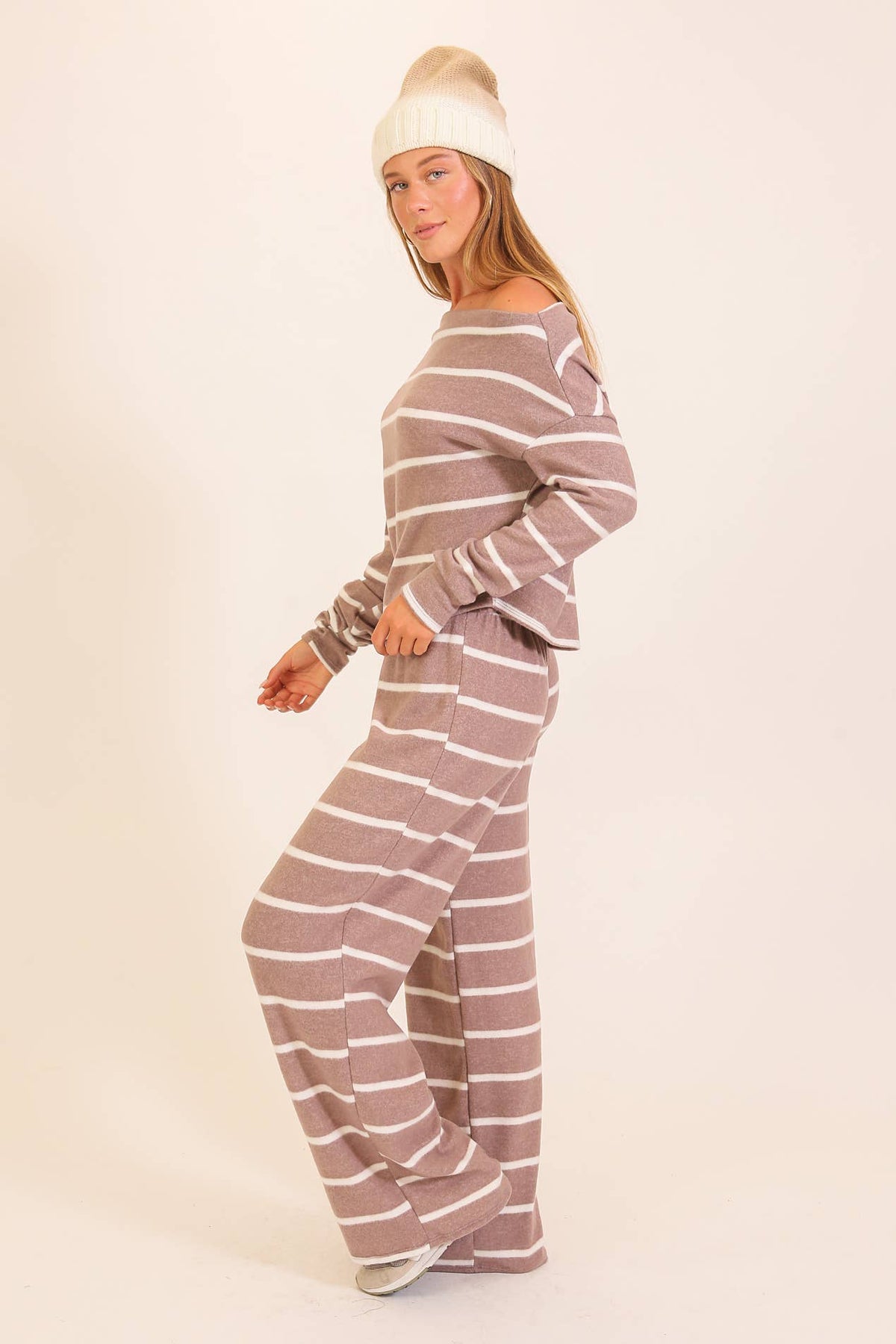 Striped One-Shoulder Lounge Set
