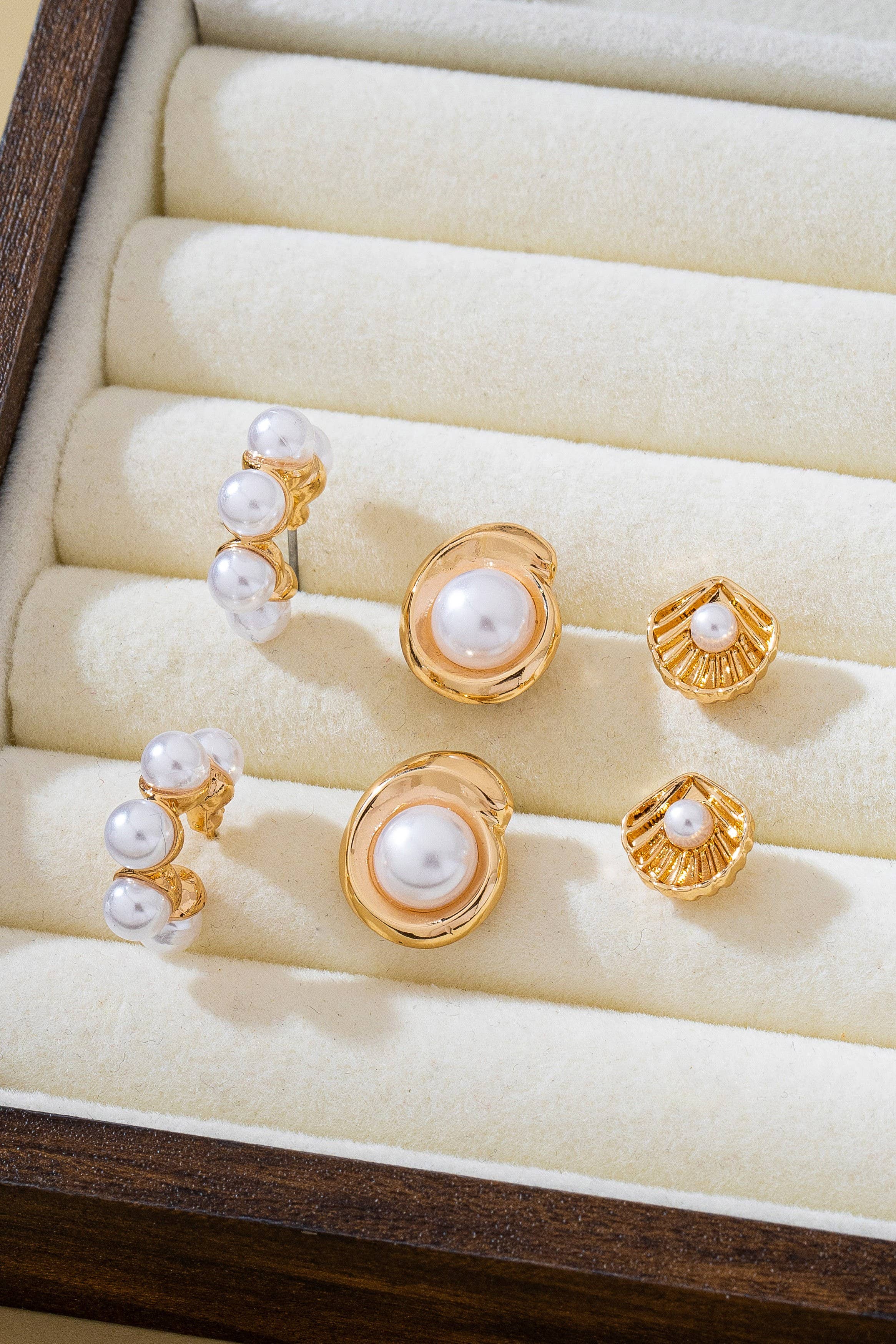 Shell Pearl Seashell Trio Earring Set | 80E62027