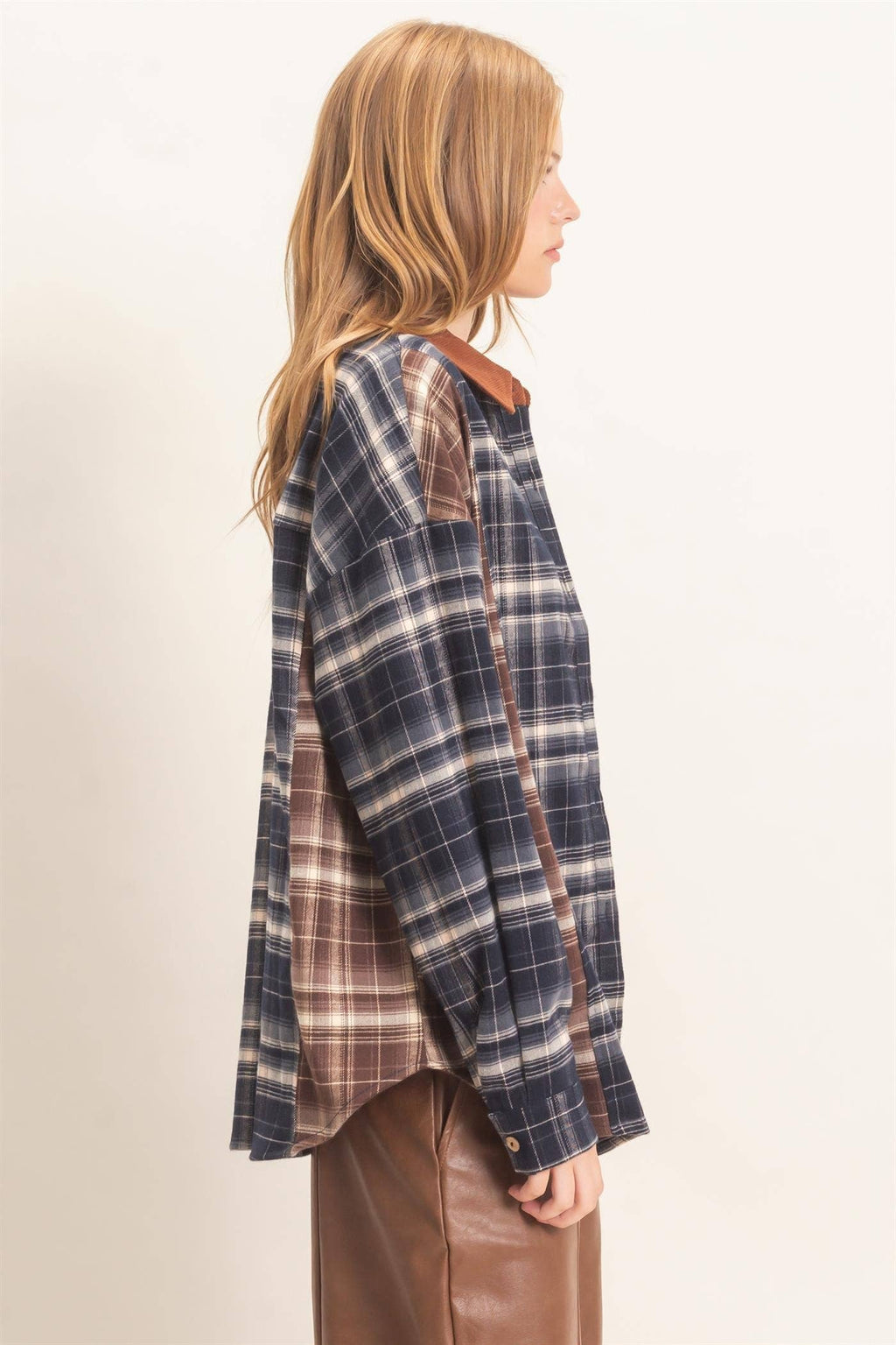 Plaid Button-up Shirt With Corduroy Collar