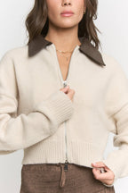 CONTRAST COLLAR ZIP-UP SWEATER
