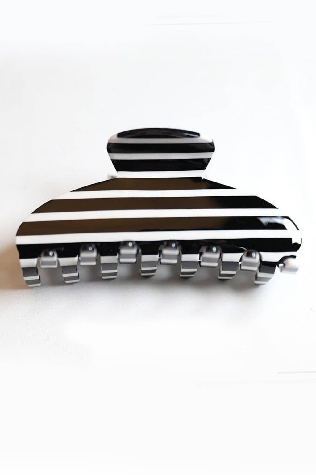 JUMBO STRIPE PLAID OVAL HAIR CLAW CLIPS | 40H1020