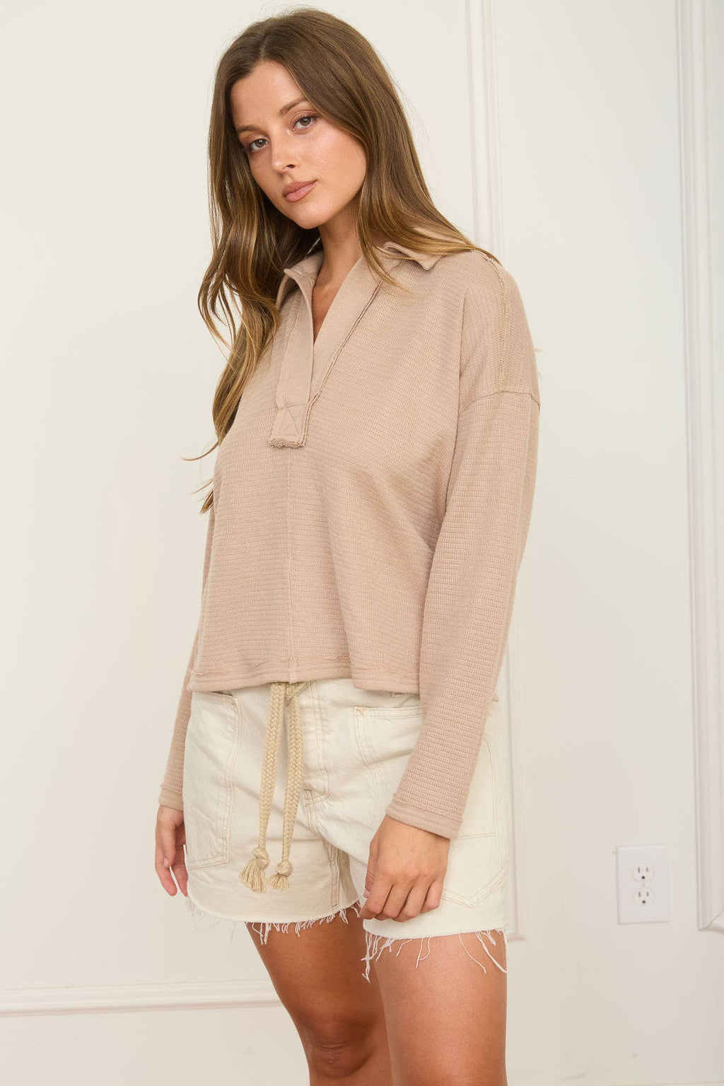 EXPOSED SEAM LONG SLEEVE TEXTURED KNIT POLO