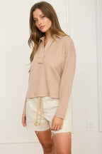 EXPOSED SEAM LONG SLEEVE TEXTURED KNIT POLO