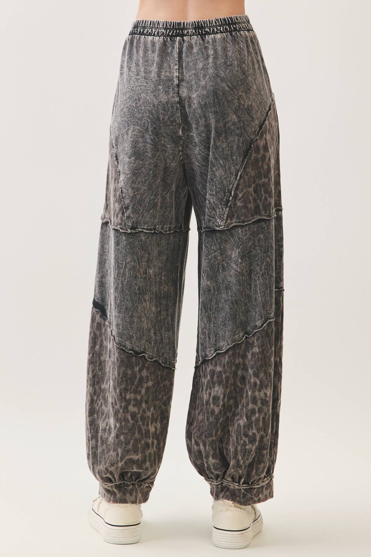 Mineral Washed Cheetah Leopard Balloon Lounge pants HP6948
