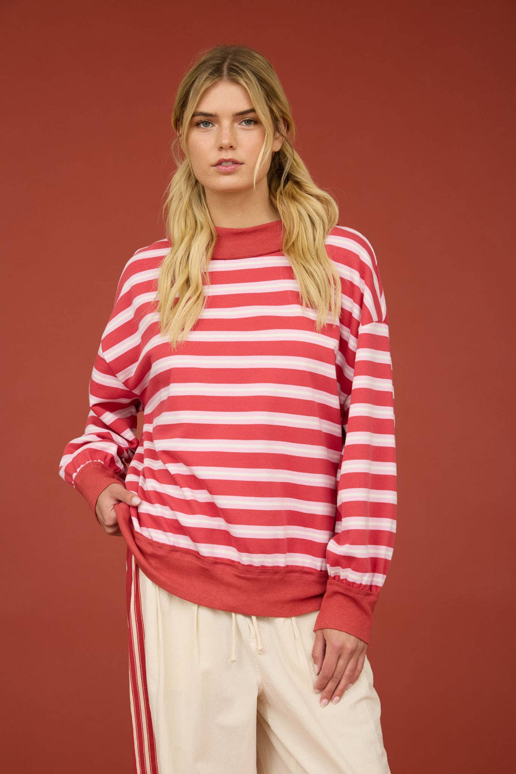 CONTRAST WIDE NECK LONG SLEEVE STRIPE KNIT TOP (PRE-ORDER)