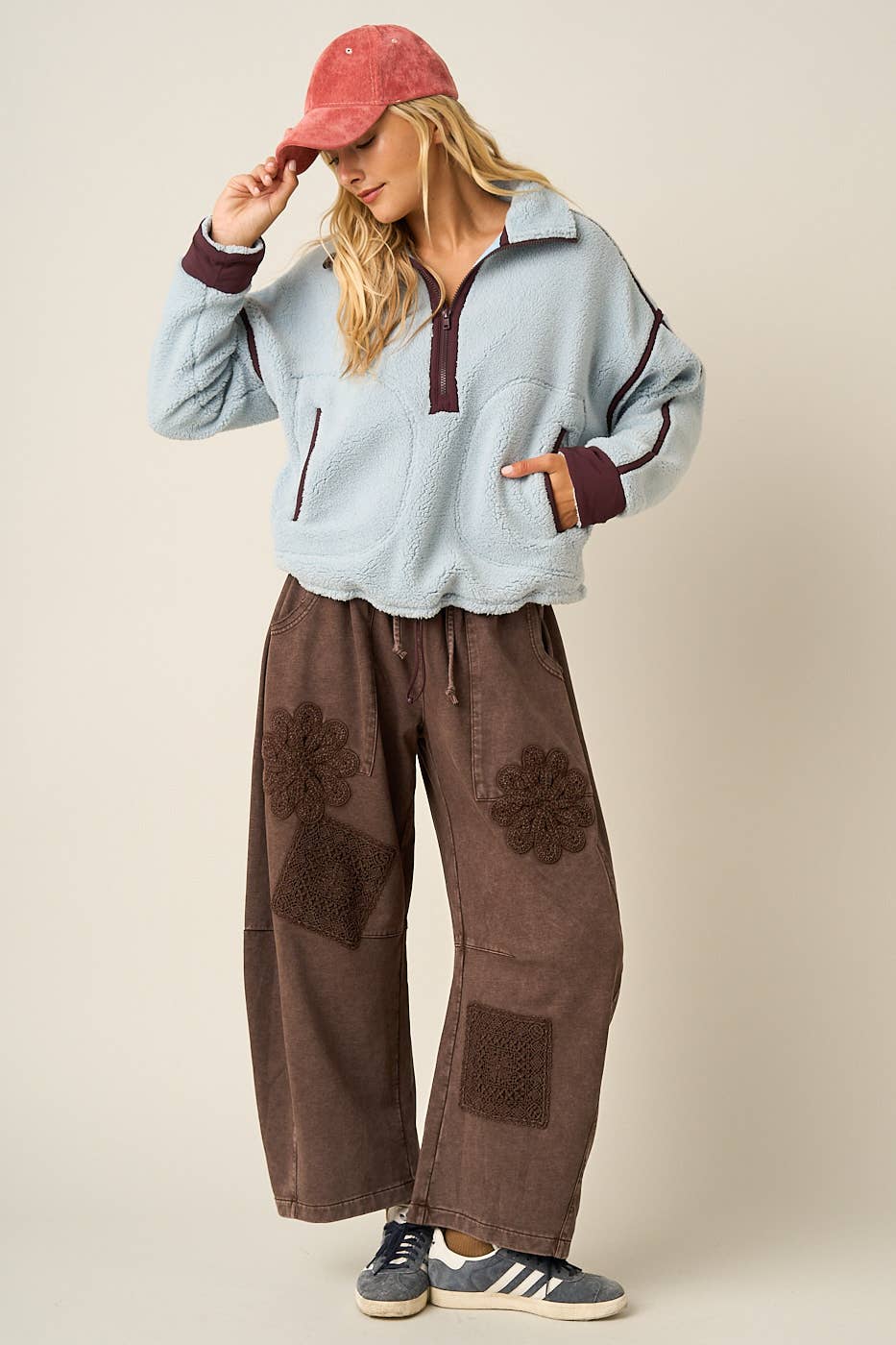 HALF ZIP CONTRAST DETAIL FLEECE SWEATSHIRT