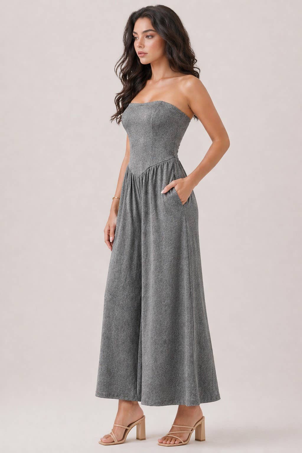 JR56941C - V SHAPE DROP WAIST TUBE JUMPSUIT