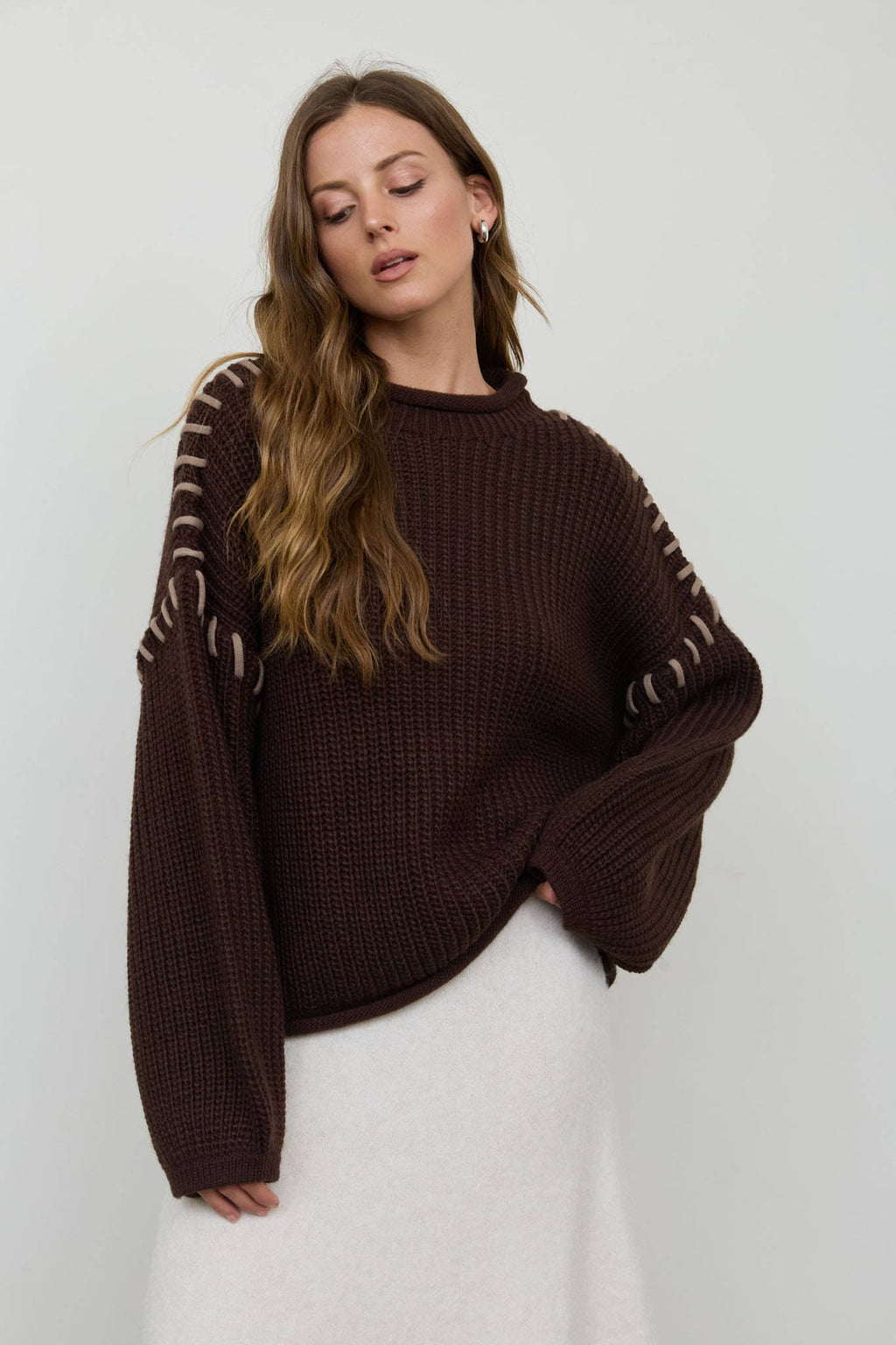 CONTRAST STITCH DETAIL MOCK NECK CHUNKY SWEATER