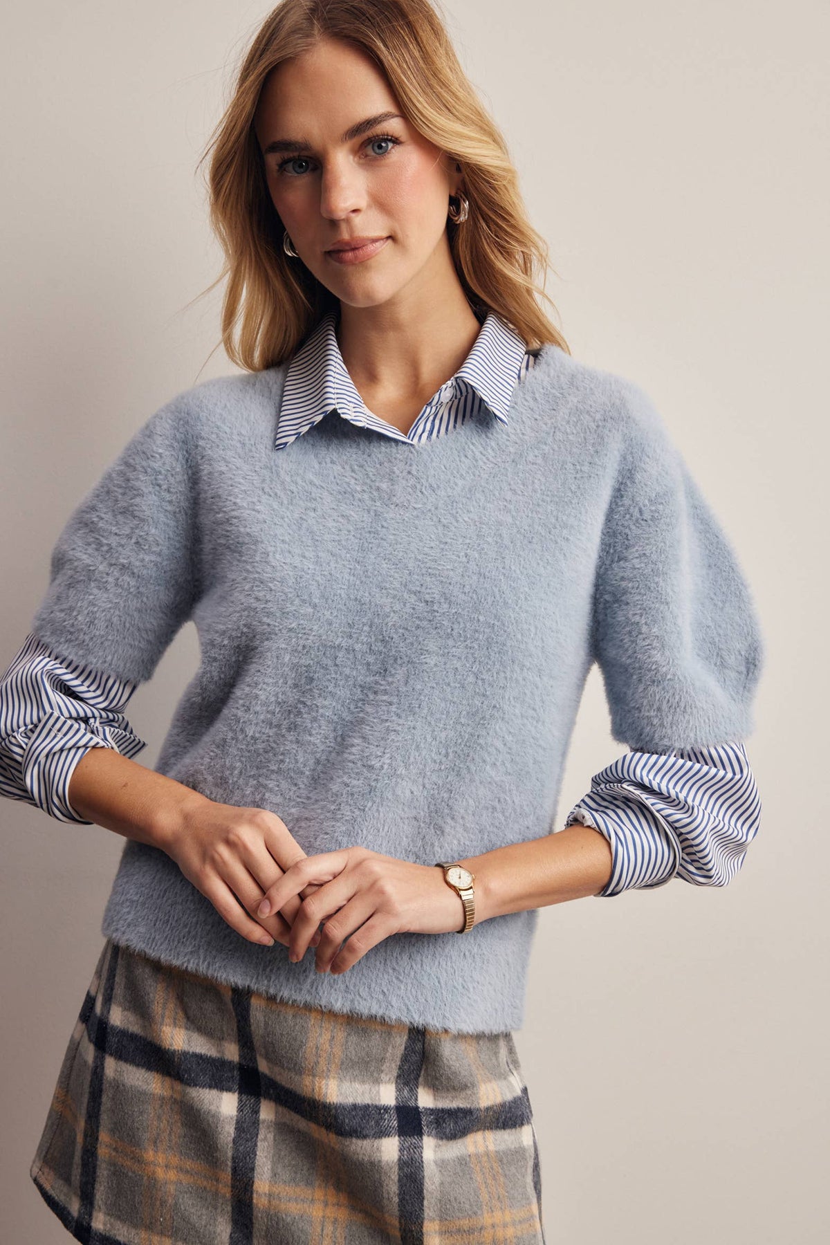 Fuzzy V-Neck Knit Top FSW0105