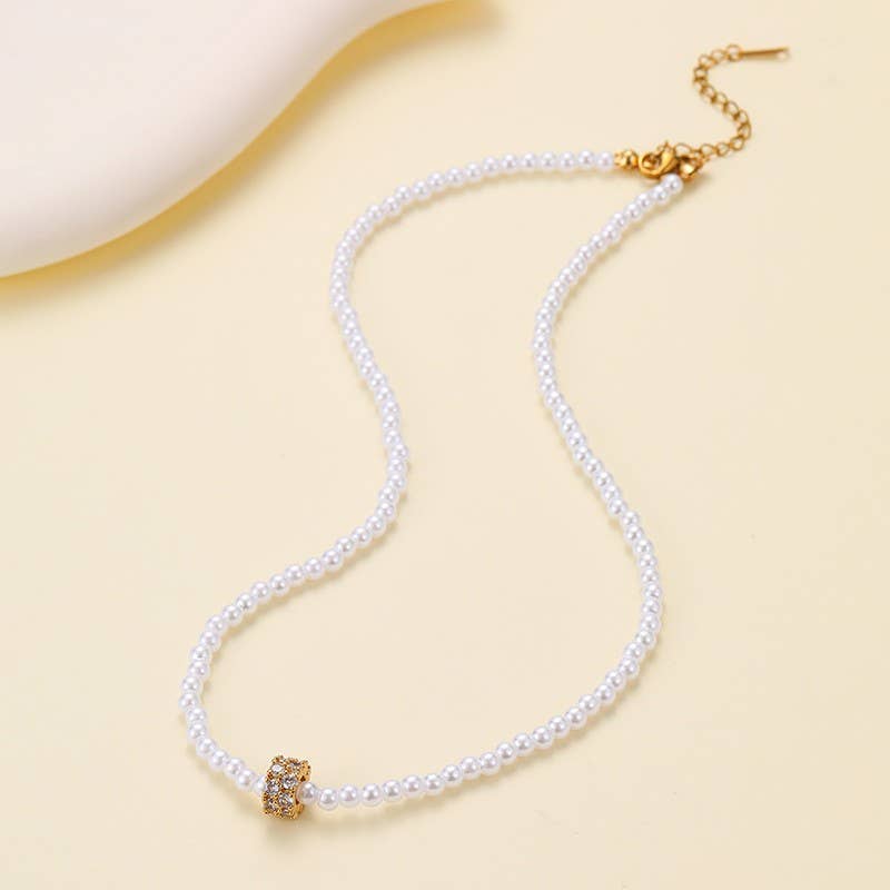 Pearl Spherical Encrusted Rhinestone Charm Necklace|40NK9758