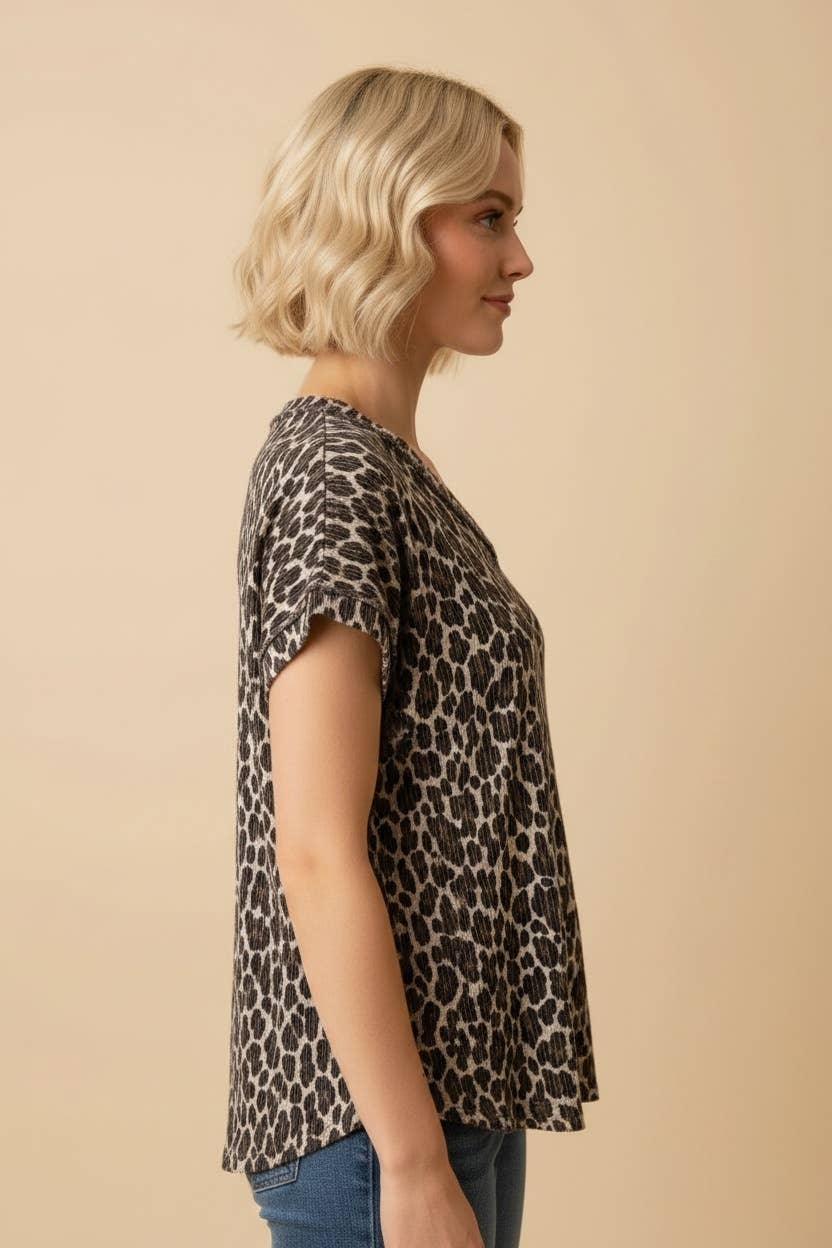ET7484-57 DOLMAN SHORT SLEEVE WITH BAND V NECK ANIMAL TOP