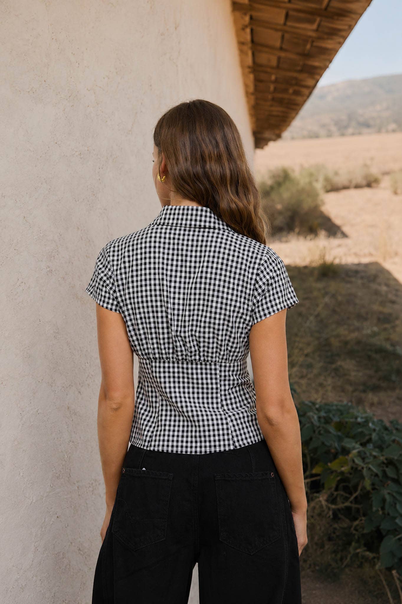 GINGHAM COLLARED SHORT SLEEVE CONTOURED TOP