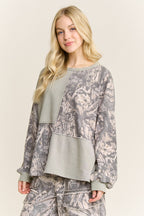 Washed Block Tree Camo Sweatshirt HT6848