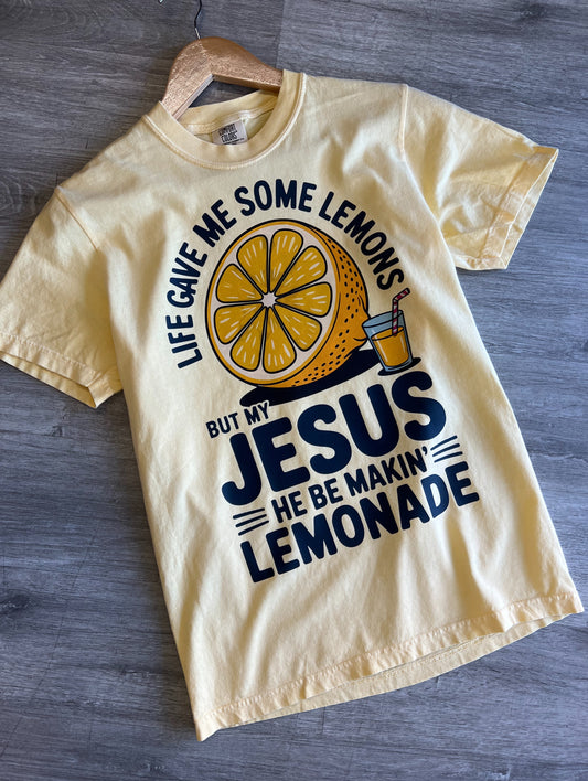Makin Lemonade 🍋