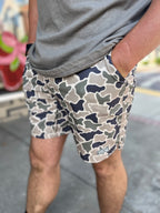 Honey Hole The Weekender Shorts - Hideaway Camo