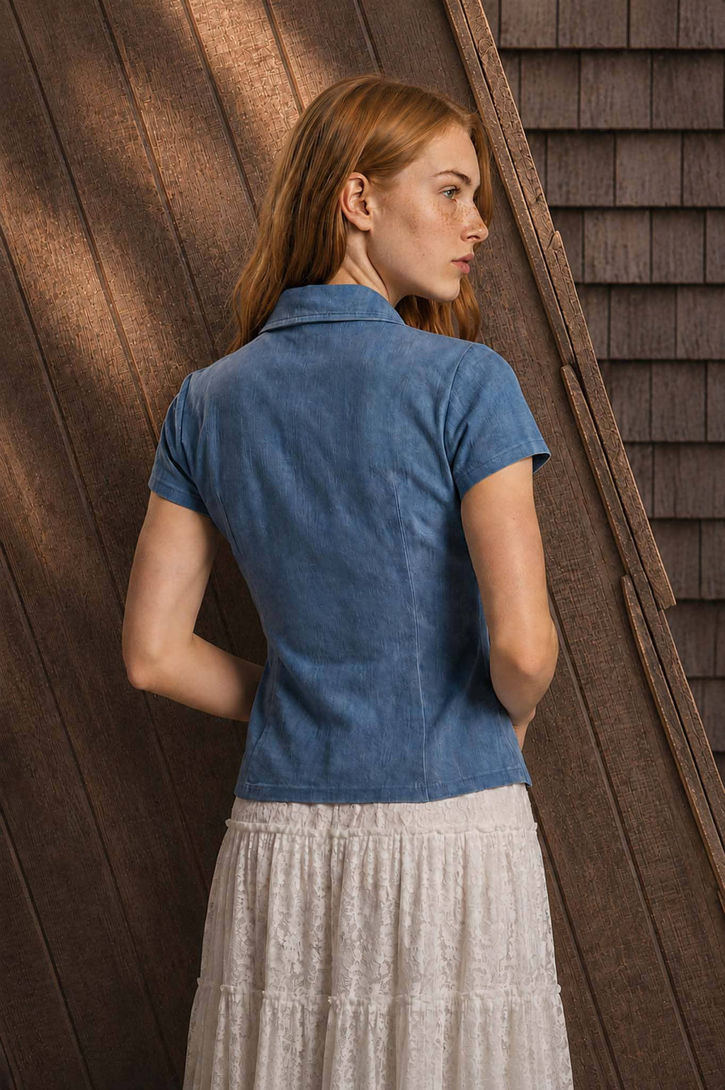 COLLARED BUTTON DOWN CINCHED WAIST DENIM TOP