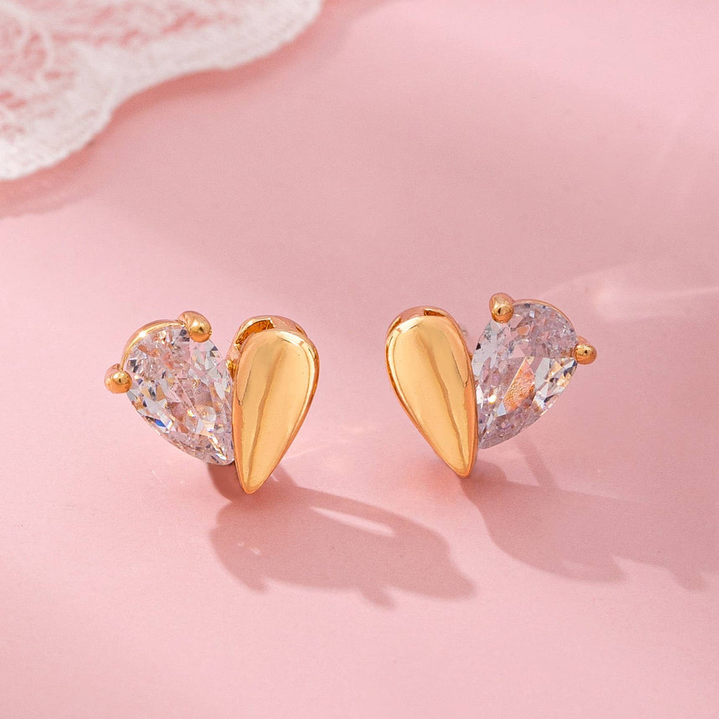 Heart-Shaped Crystal Stud Earrings | 80E61918