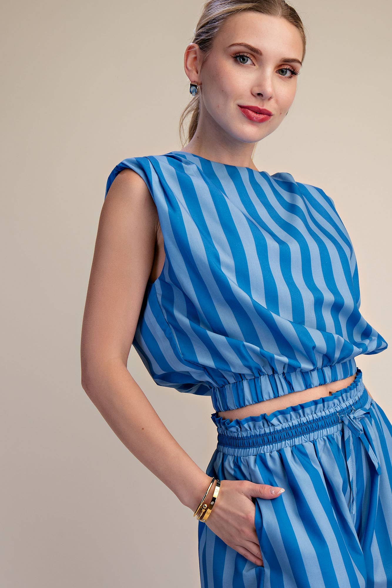 Stripe Top With Padded Shoulder and Elastic Waist