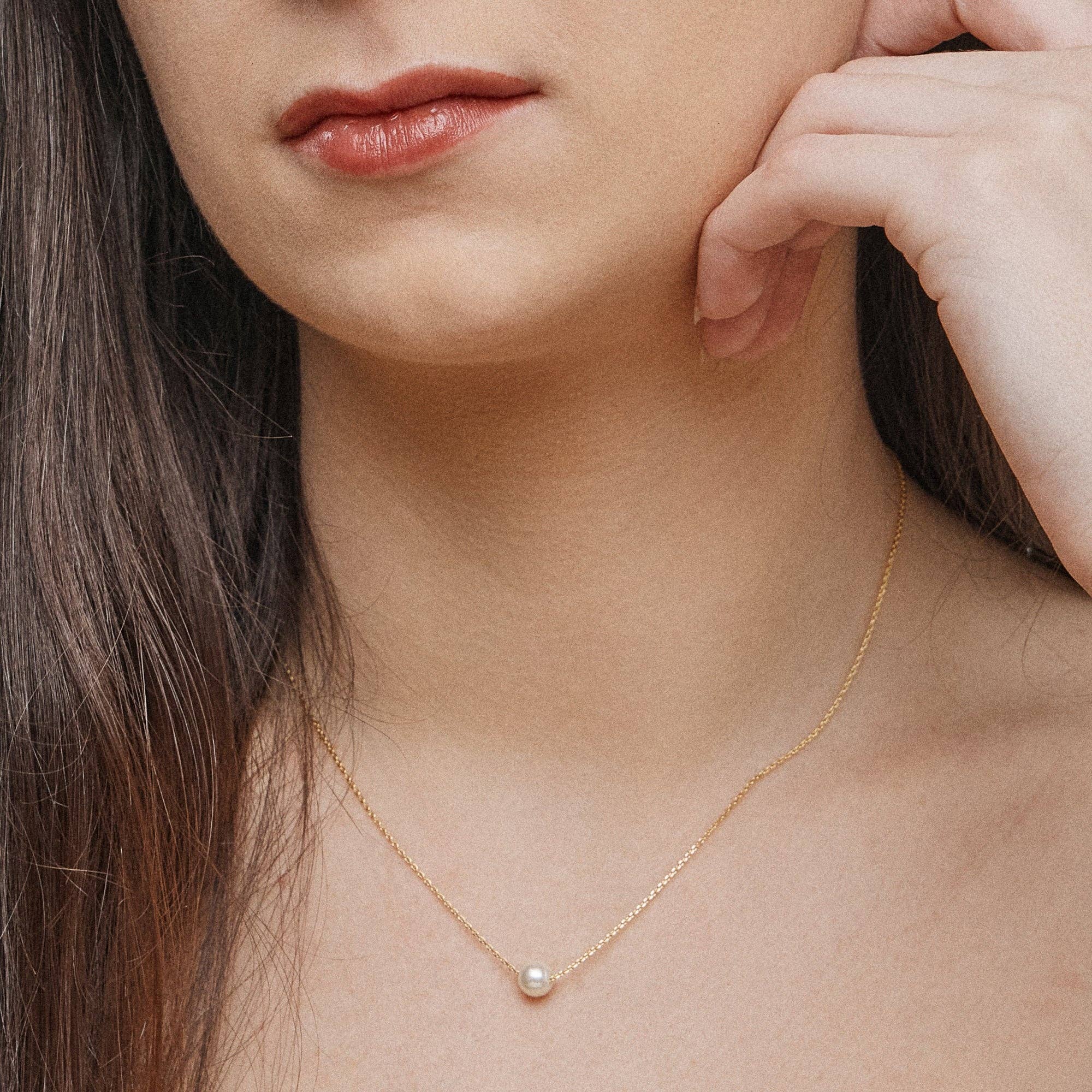 Classic Small Pearl Pendant Necklace | Timeless 18K Small Pearl Pendant Necklace