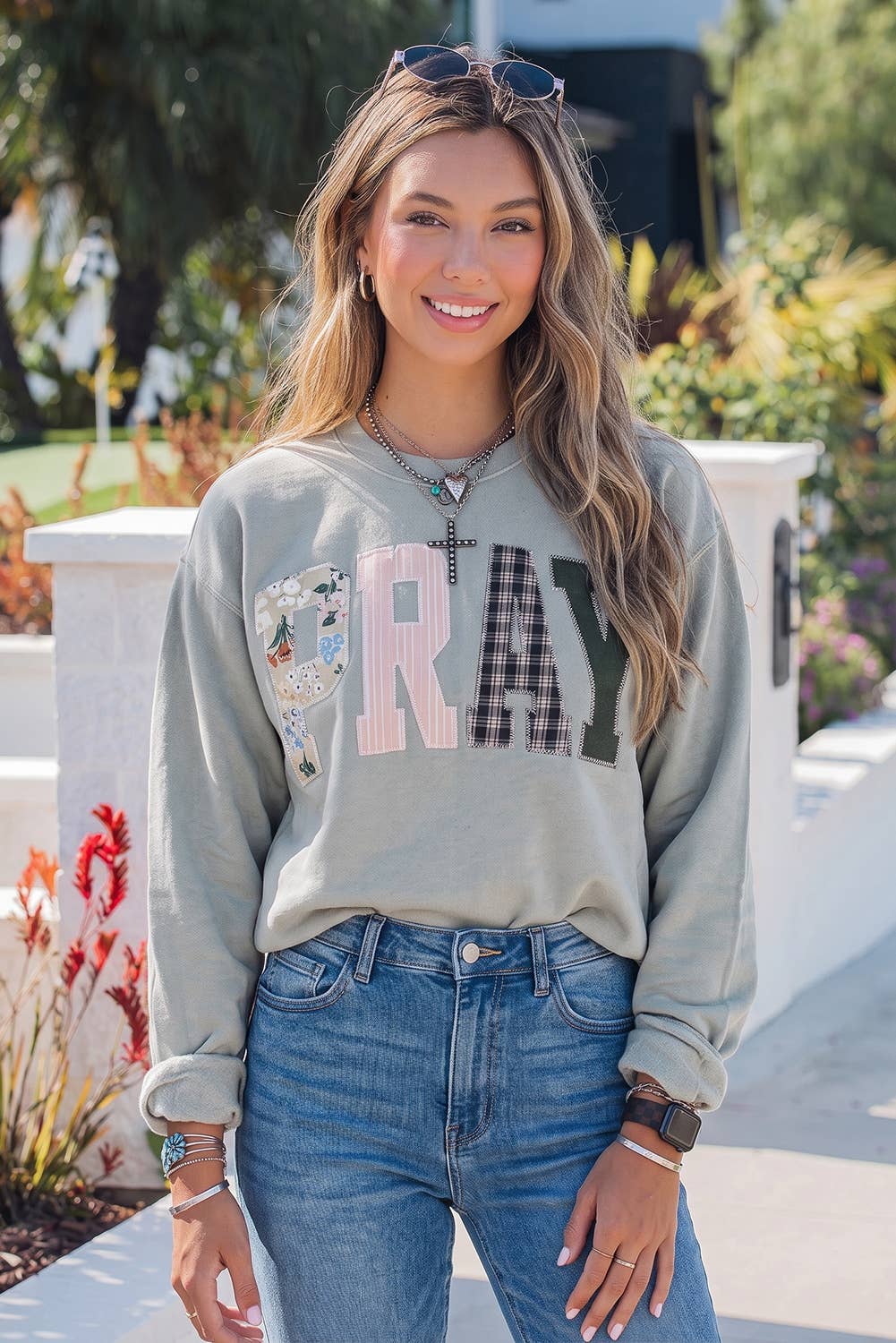 PRAY Striped Embroidered Patch Pullover Sweatshirt S-4X