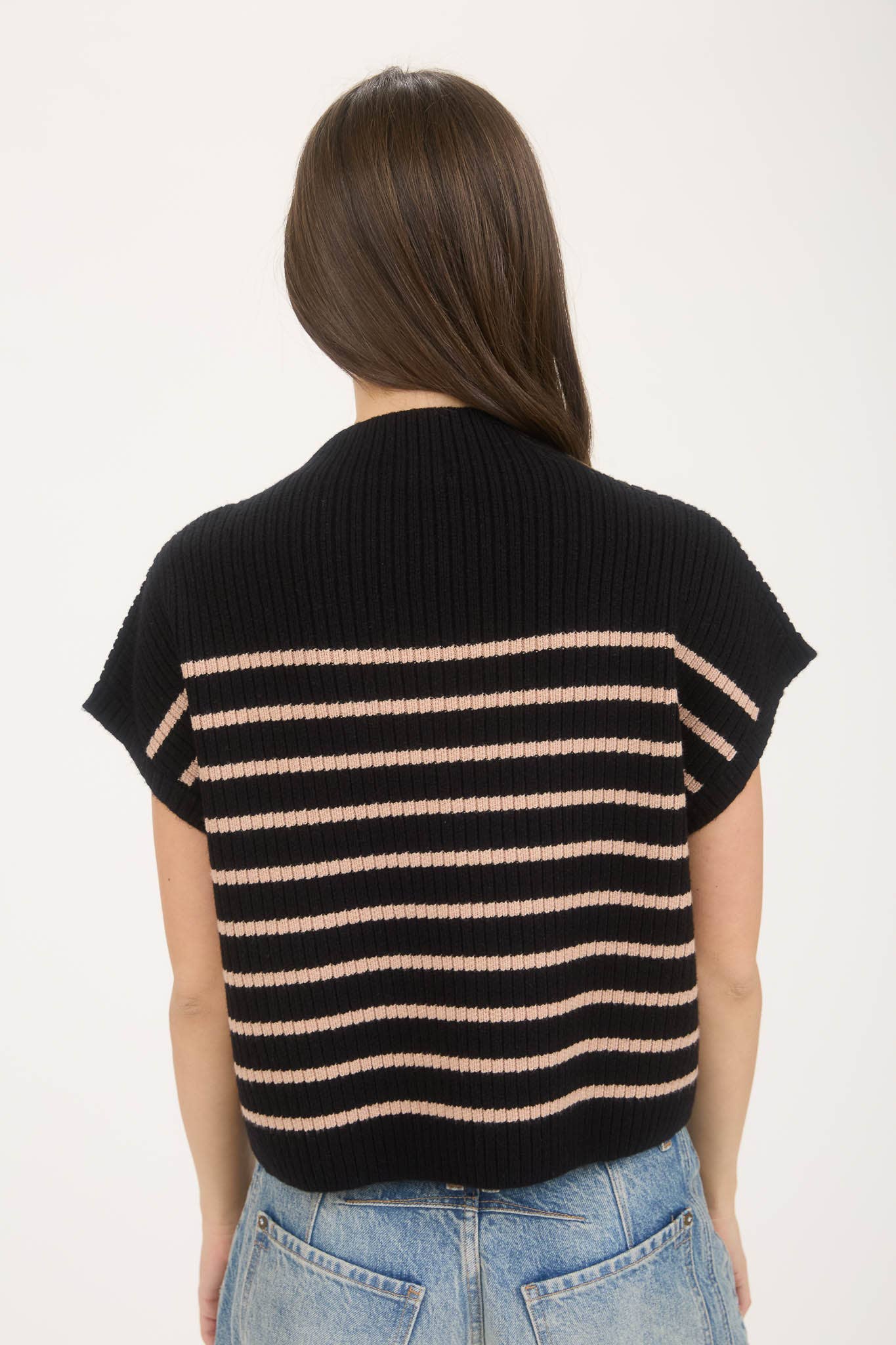 STRIPE MOCK NECK SHORT SLEEVE KNIT SWEATER