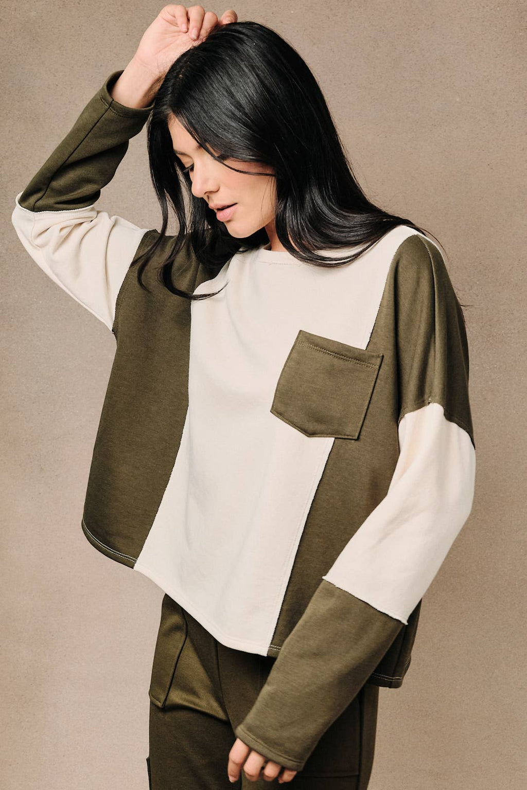 Colorblock Raw Edge Long Sleeve Pocket Sweatshirt Top