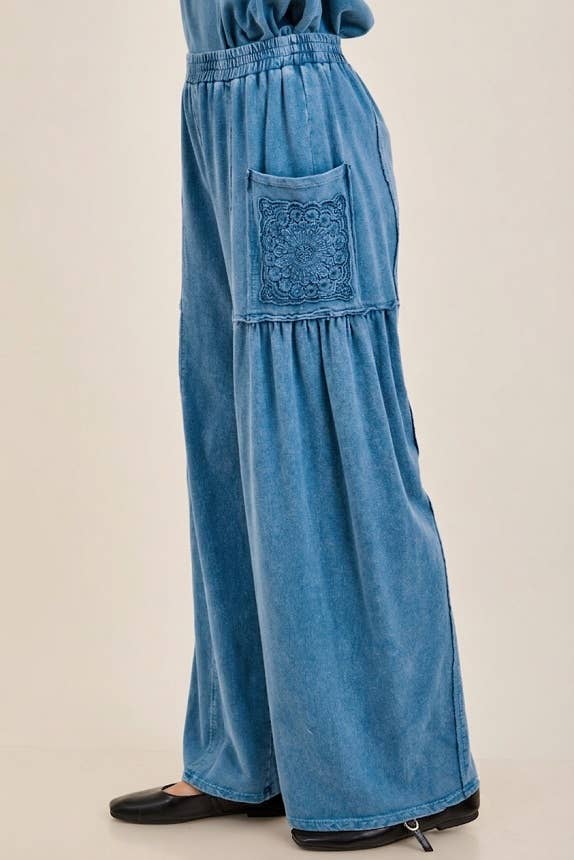 Mineral Washed Boho Trim Patched Pockets Pants HP7542