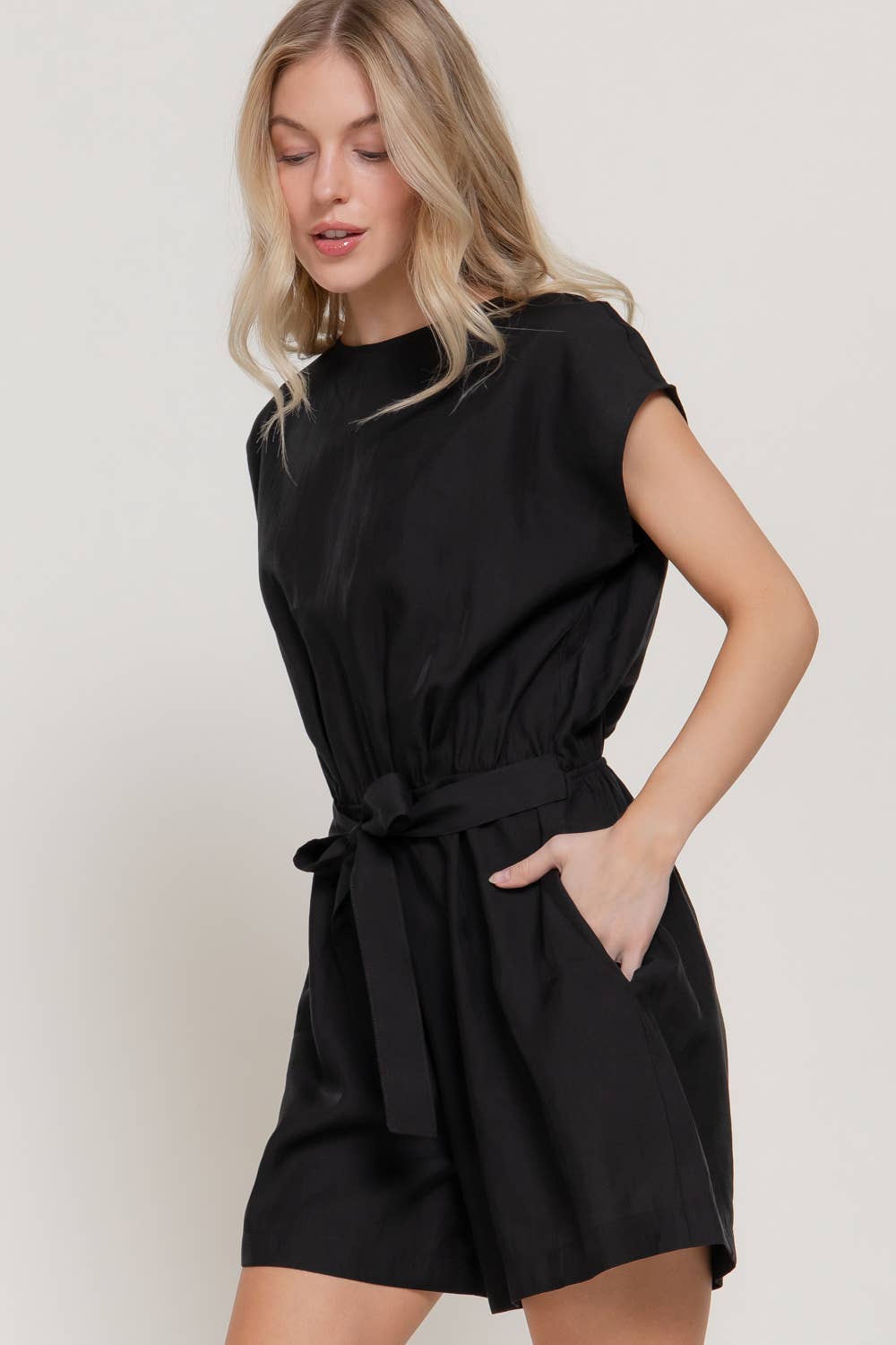 Short Sleeve Back Button Closure Detail Woven Romper