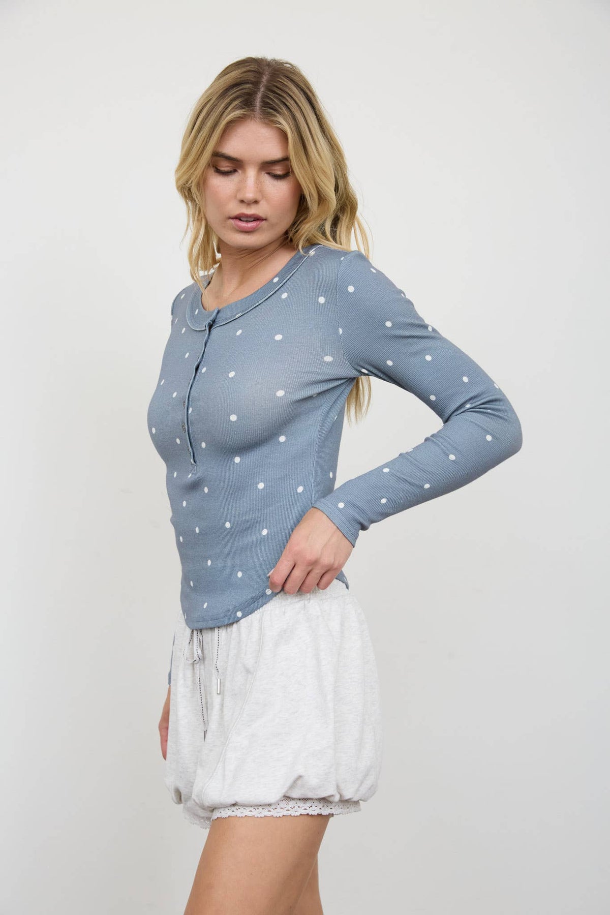 POLKA DOT LONG SLEEVE HENLEY KNIT TOP