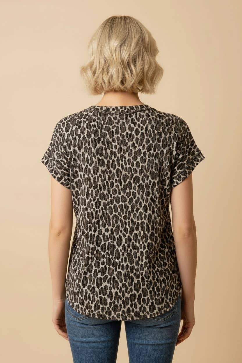 ET7484-57 DOLMAN SHORT SLEEVE WITH BAND V NECK ANIMAL TOP