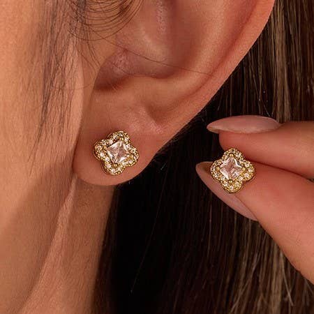 Clover Halo Stud Earrings | 40E520