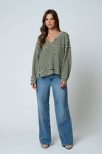 STRIPE SPLIT NECK LONG SLEEVE SEAM DETAIL KNIT TOP