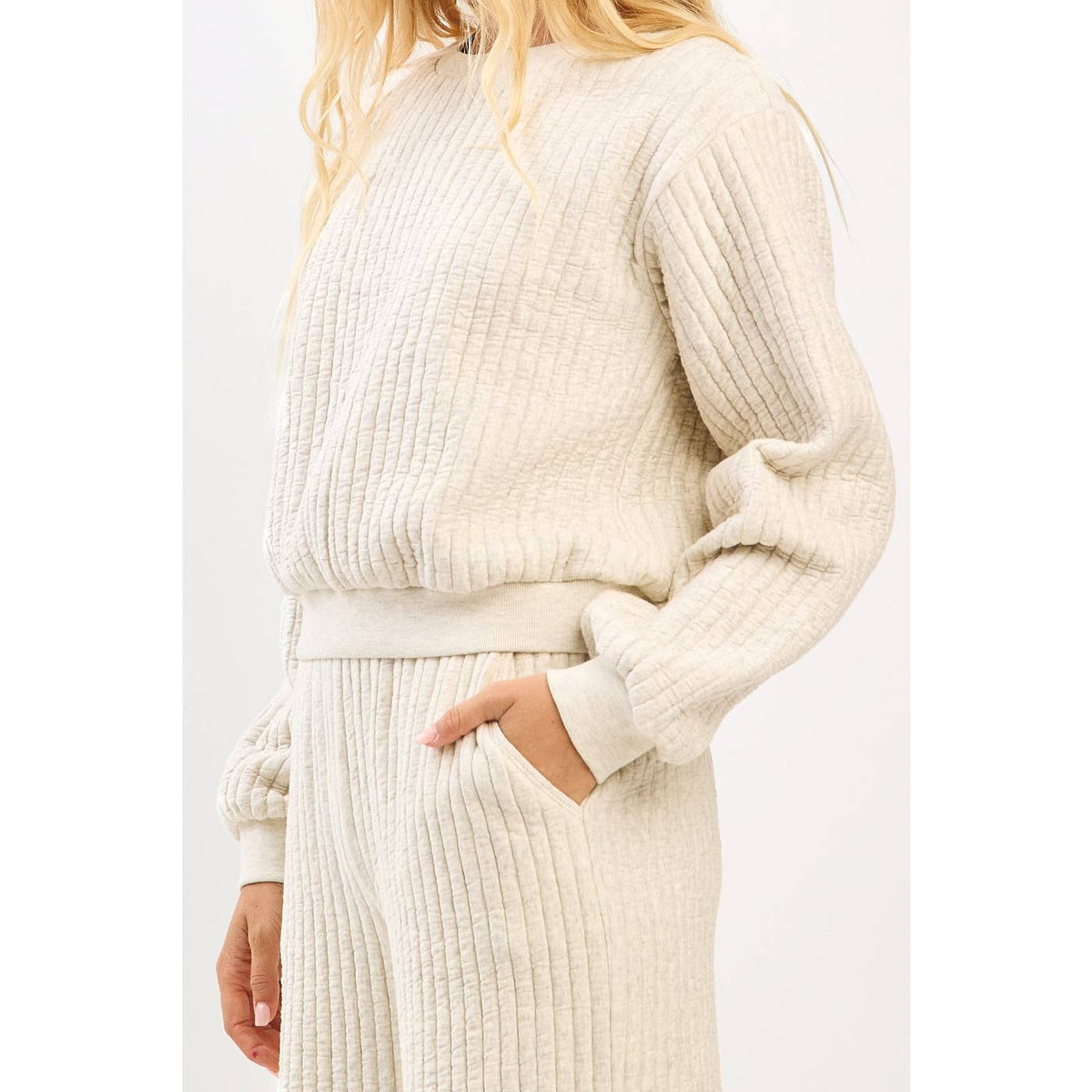 QUILTED CREW NECK SWEATSHIRT AND PANTS SET