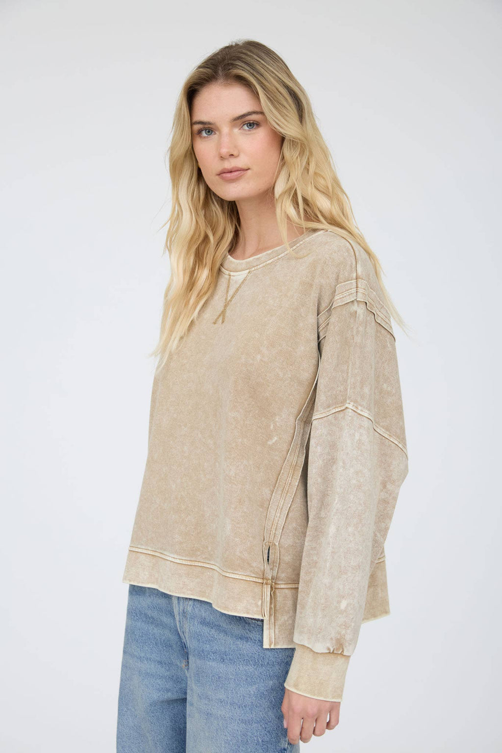 ACID WASH LONG SLEEVE SIDE SLIT KNIT TOP