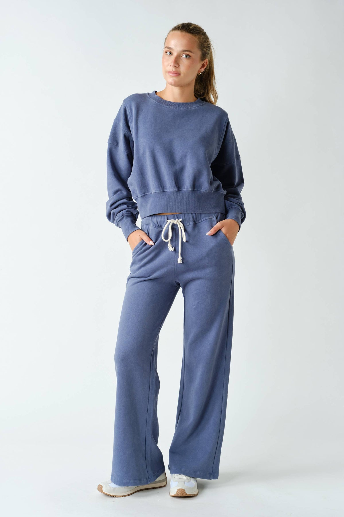 Mineral Wash Luxe Cropped Sweatshirt