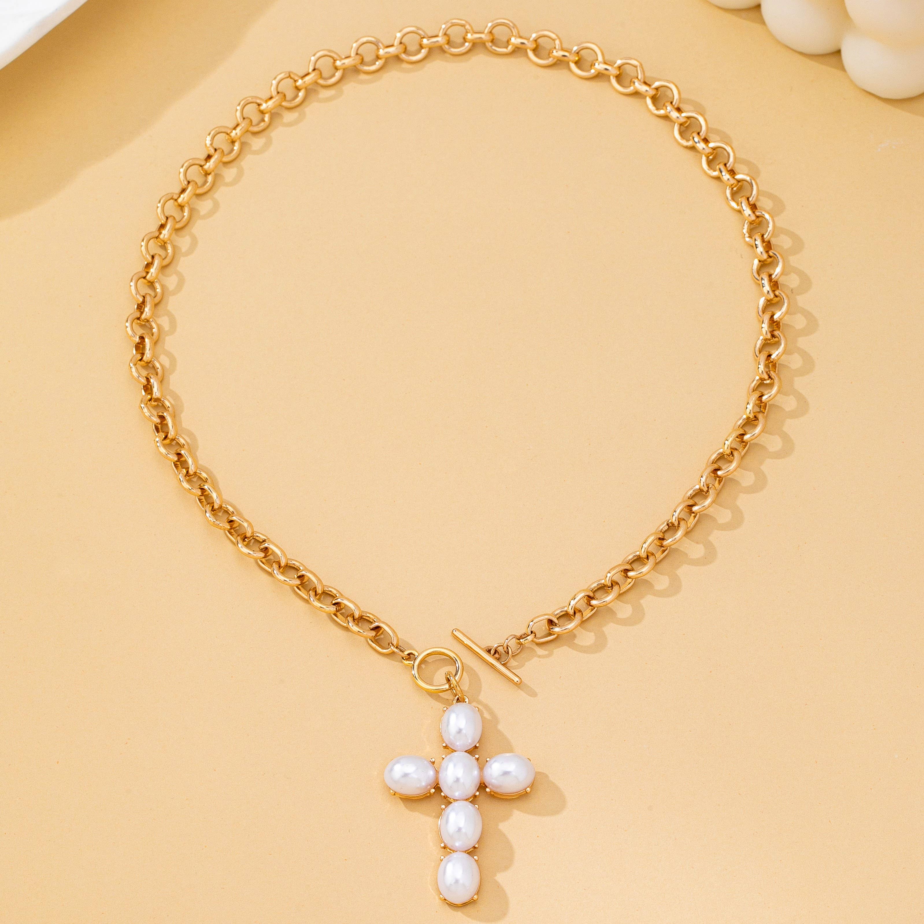Large Pearl Cross Toggle Necklace | 80N93068