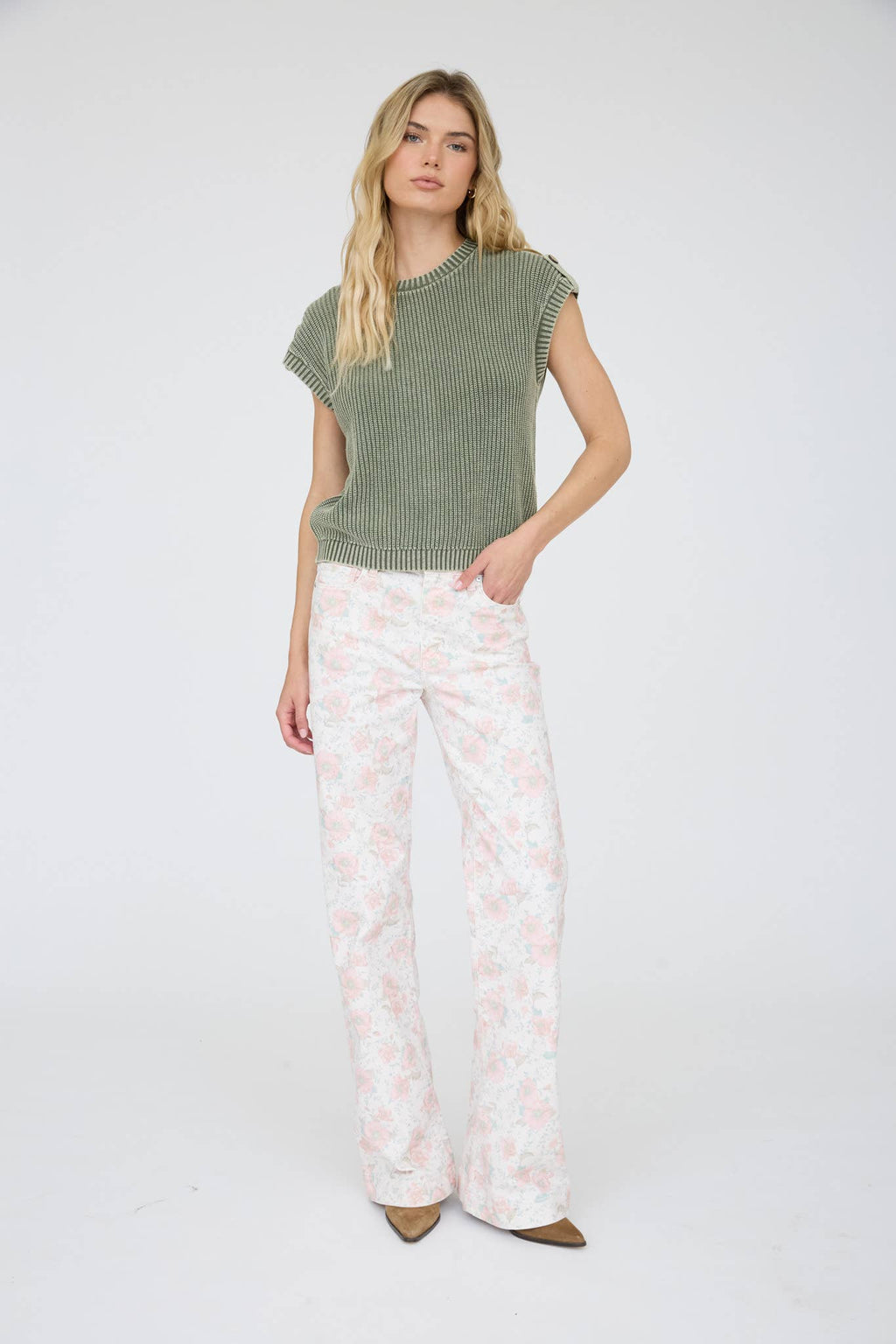 ACID WASHED TAB SLEEVE BACK BUTTON KNIT TOP